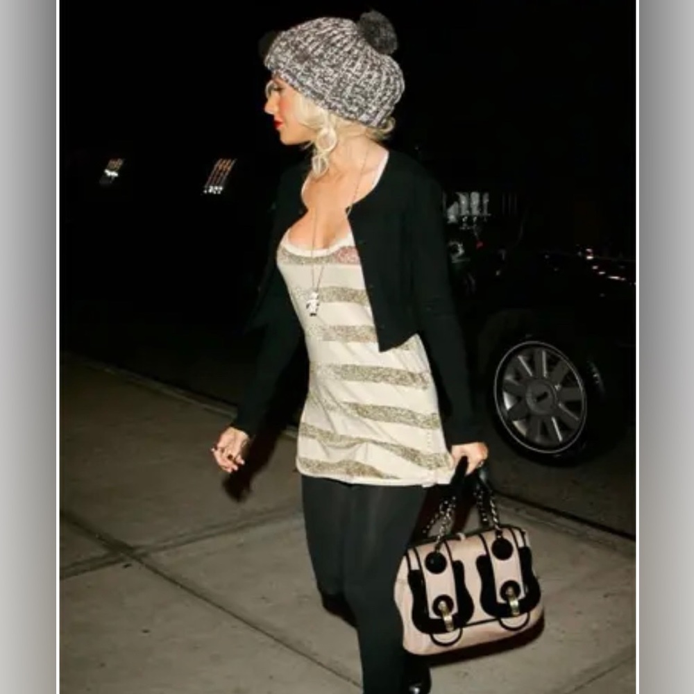 💼 Fendi Catene B Bag 💼 - Picture 12 of 14